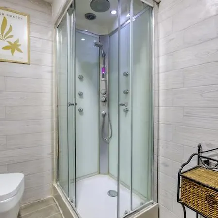 Apartment Lovely 1br Traditional In Bormla By 360 Estates *