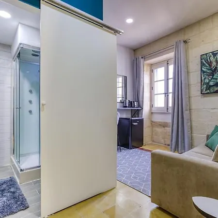 Apartament Lovely 1br Traditional In Bormla By 360 Estates