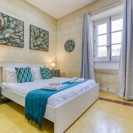 Lovely 1br Traditional In Bormla By 360 Estates