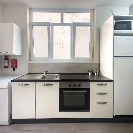 Lovely 1br Traditional In Bormla By 360 Estates Lejlighed *