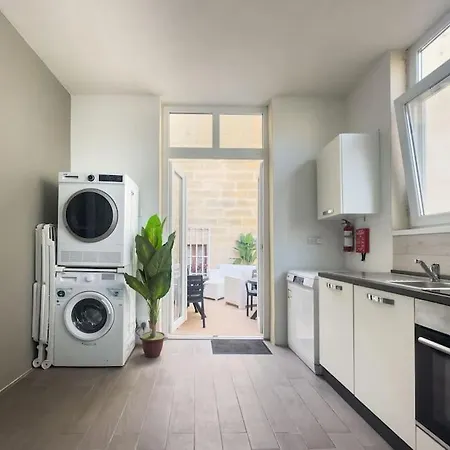 Apartamento Lovely 1br Traditional In Bormla By 360 Estates