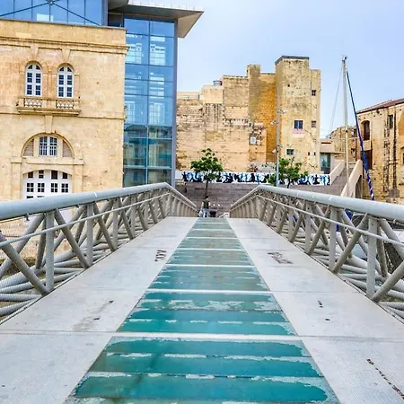 Lovely 1br Traditional In Bormla By 360 Estates Cospicua