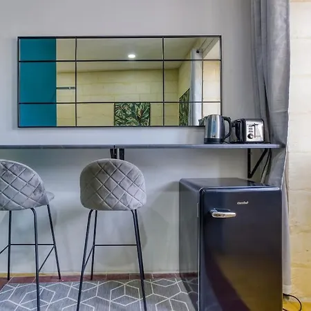 Lovely 1br Traditional In Bormla By 360 Estates Lejlighed